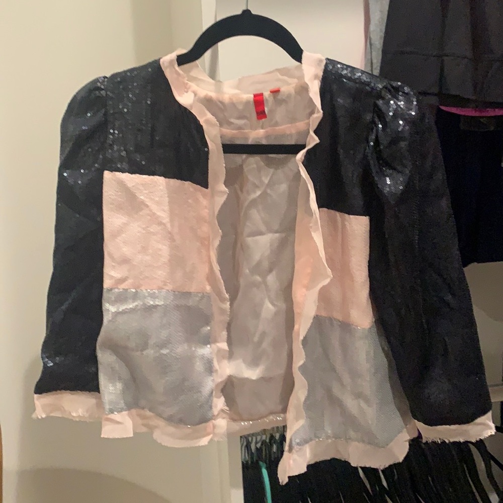 Cropped sequin jacket with pink lining